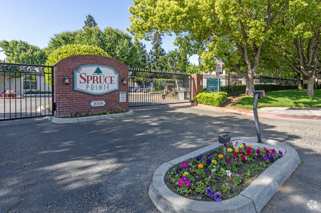 Spruce Pointe - Spruce Pointe Apartments