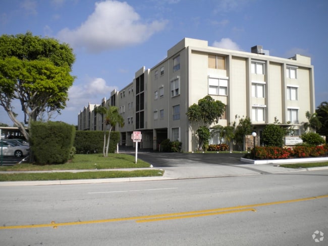 Building Photo - 1527 S Flagler Dr Rental