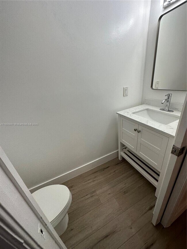 Photo - 9187 Fontainebleau Blvd