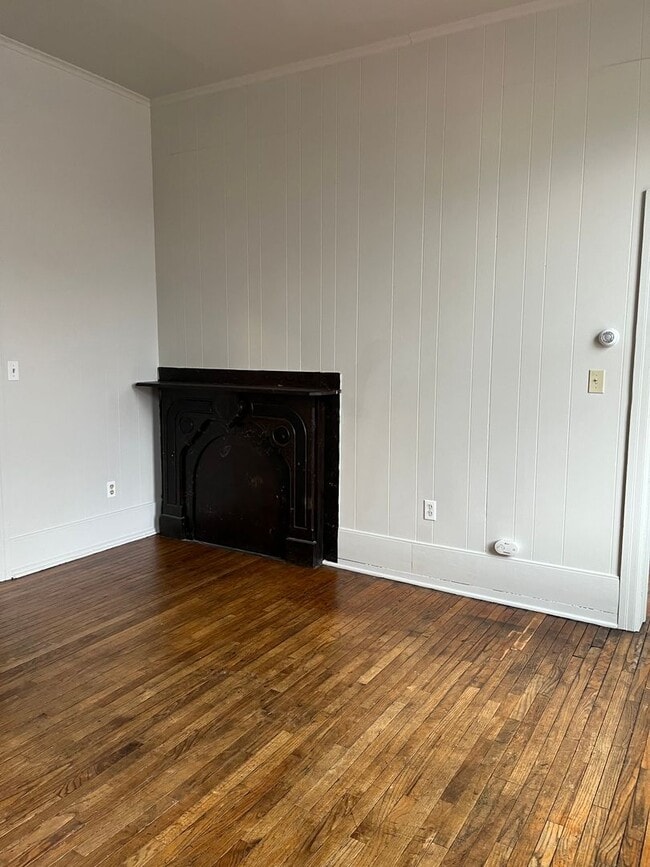 Photo - 415-417 Locust St Unit Apt 3