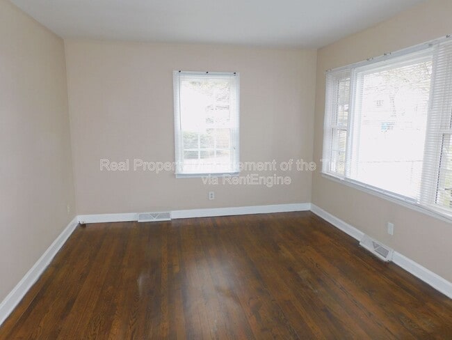 Photo - 2636 Reid St