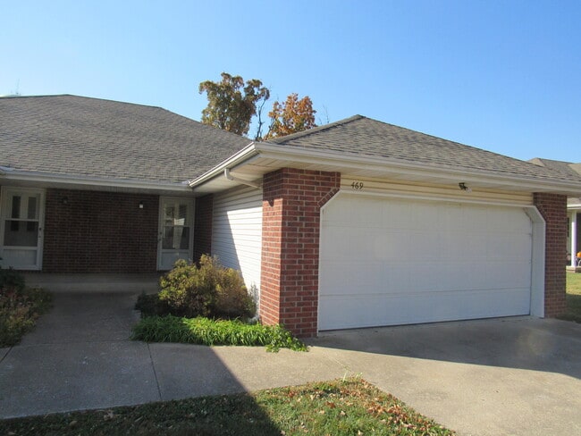 Photo - 469 Haymes Ct