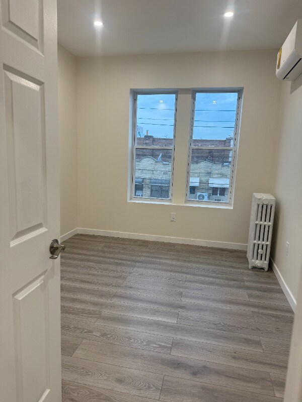 Photo - 199-14 32nd Ave