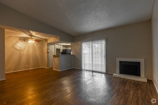 2BR, 1BA - 864SF - Living Room