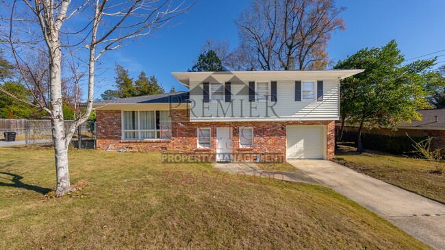 Building Photo - 386 Victory Dr