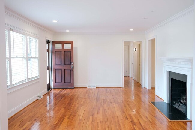 Photo - Spacious home in the Augusta Road Community - Lawn care included!