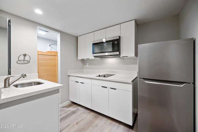 Photo - 3025 N 32nd St Unit 57