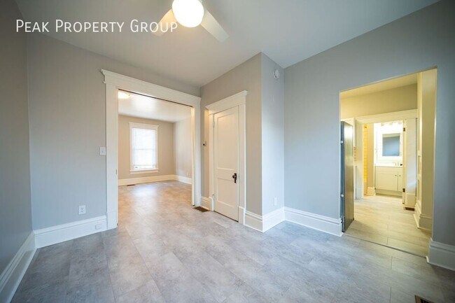 Photo - 952 Delaware Ave