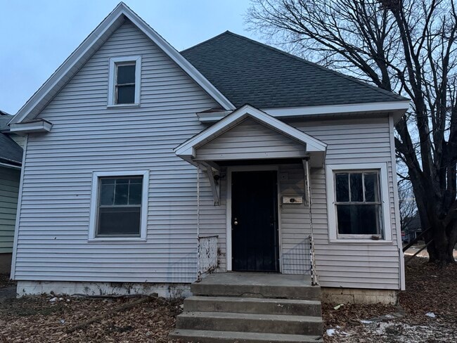 Photo - 102 Kentucky Ave