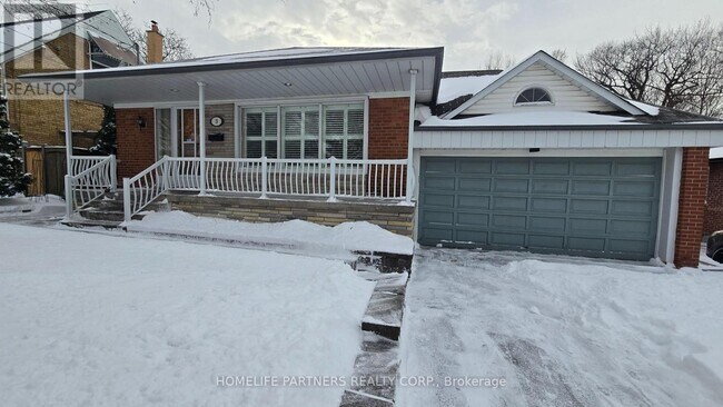 Photo - 3 Ridge Point Crescent