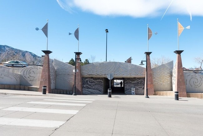 Photo - Fall 2026 Pre-Lease. Updated 1 Bedroom Con...