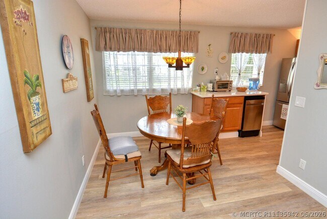 1225 NW 21st St Unit 2602
