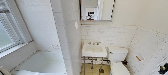 Photo - 1648 Massachusetts Ave Unidad 54