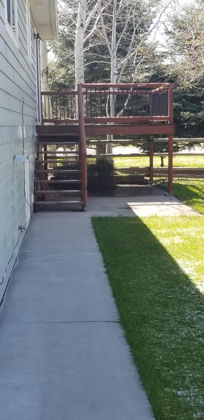 Photo - 341 Valley Grove Dr