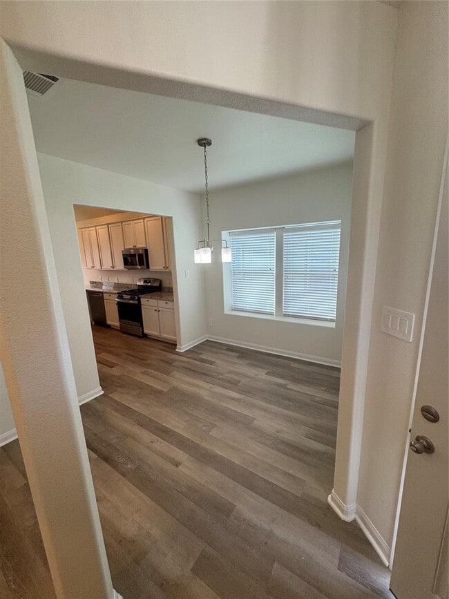 Photo - 17706 Cedar Crst Dr