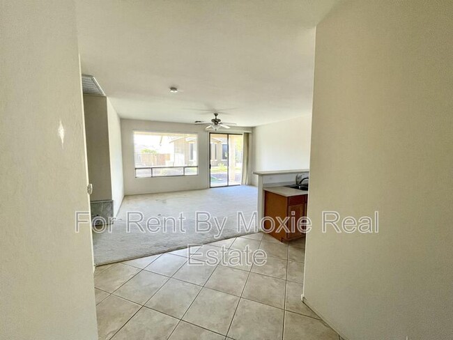 Photo - 20146 N Leo Ln