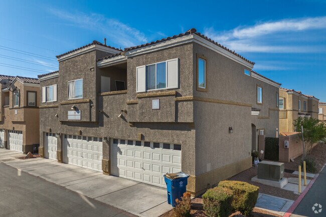 Alternate Exterior - Granite Crest