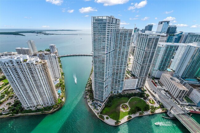 Building Photo - 300 Biscayne Blvd Unit 5104