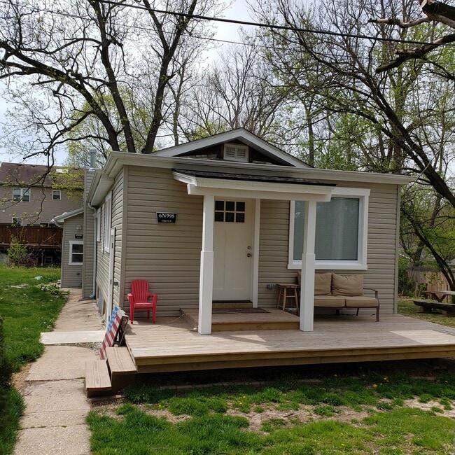 Building Photo - 6N998 Wabash Ave