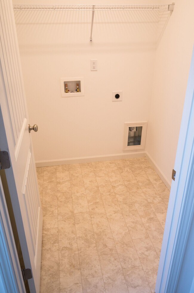 Laundry - 10 Royal Pine Way