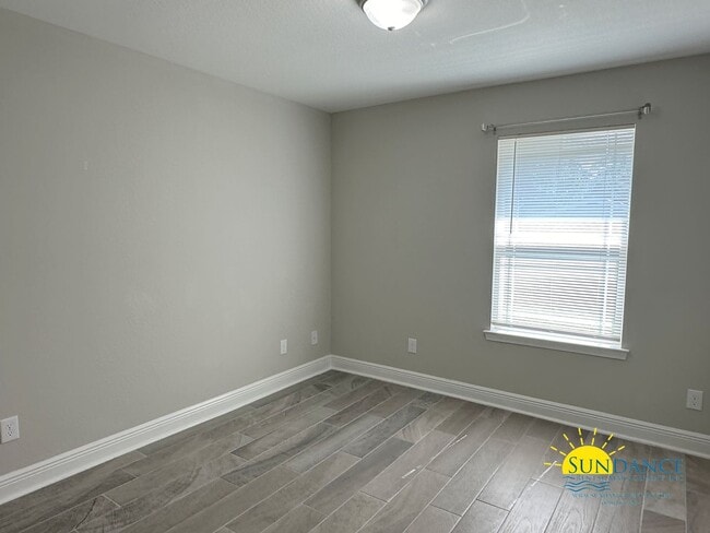 Photo - Stunning 3 Bedroom Home in Gulf Breeze