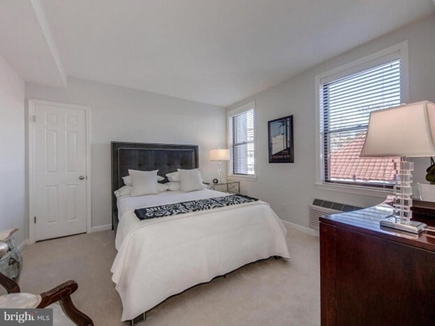 Photo - 2310 Ashmead Pl NW