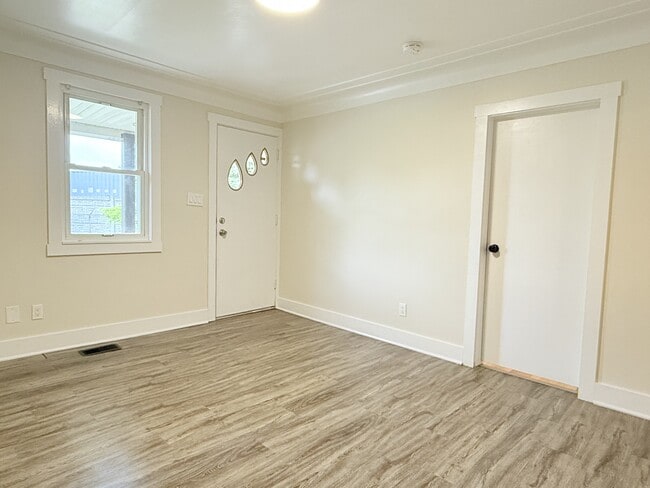 Photo - 1227 Henry Ford Centre Dr Unit Main