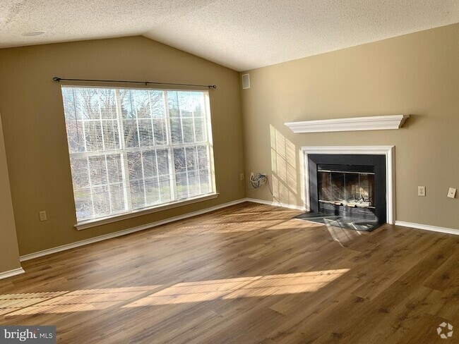 Building Photo - 21033 Timber Ridge Terrace Unit 304 Rental