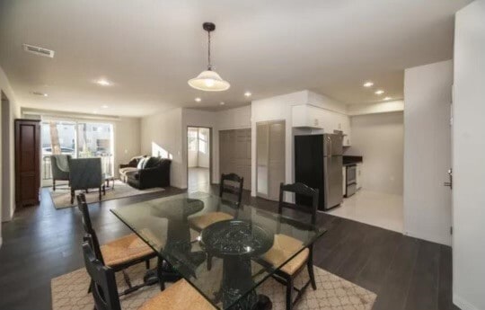 Sherman Oaks Place