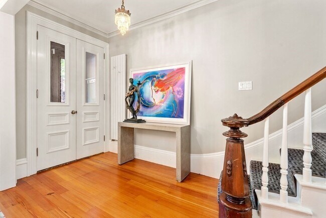 Photo - 48 Appleton St