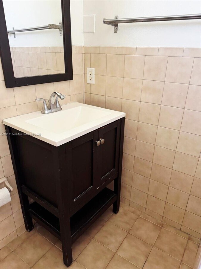 Photo - 9301 SW 37th St Unit 4