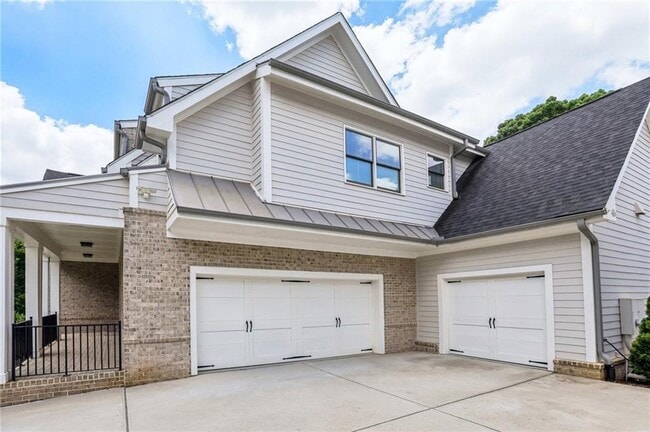 Photo - 5310 Green Hill Pl NE