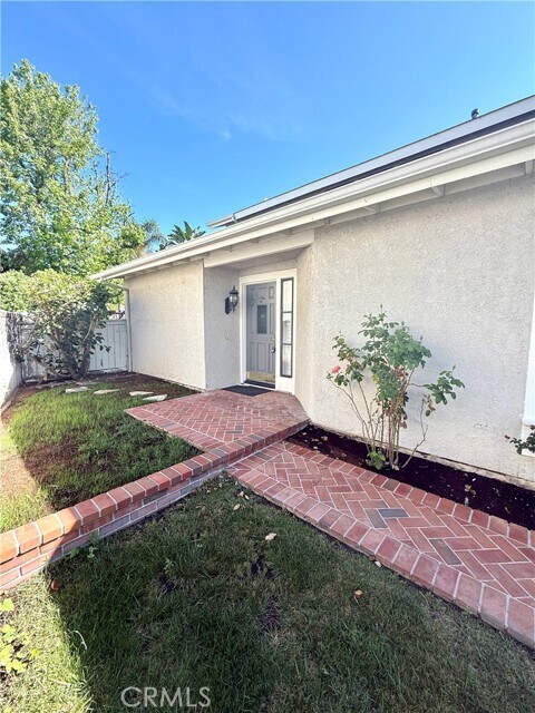 Photo - 32001 Lazy Glen Ln