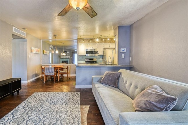 Photo - 3000 Chautauqua Ave Unit 112