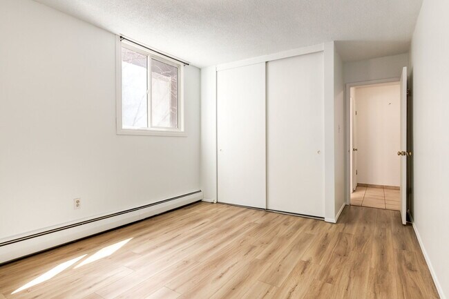 Photo - Sunalta Place