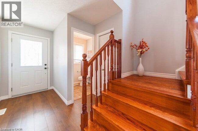 Photo - 680 Winterberry Ave