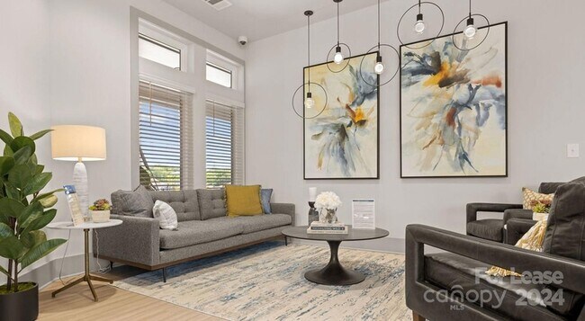 Photo - 1018 Catalyst Blvd