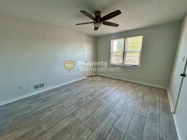 Photo - 4034 Euclid Ave Unidad Top Floor