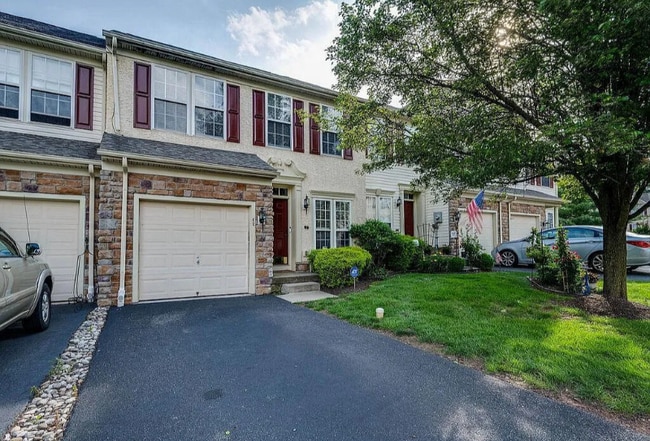 Photo - 62 Brookview Ln