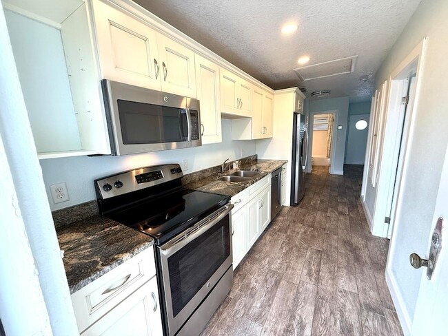 Photo - 7 E Street Unit A Unit A