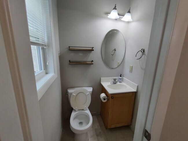 Photo - 908 Athens Dr