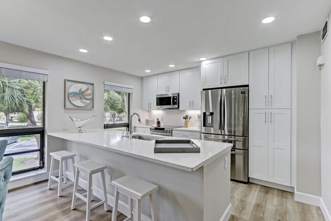 Photo - 206 Brackenwood Ter Unit 206