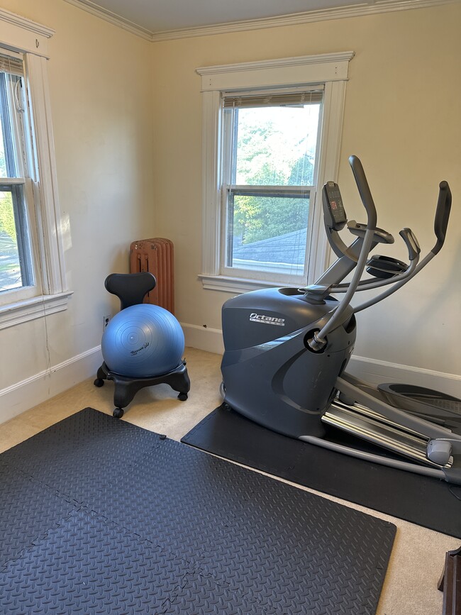 Photo - 18 Dayton Rd