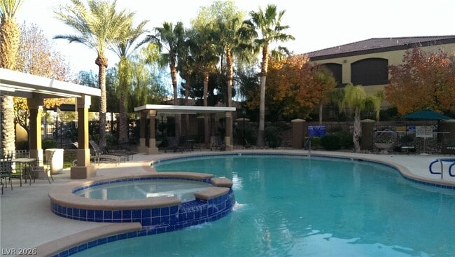 Photo - 950 Seven Hills Dr Unit 413