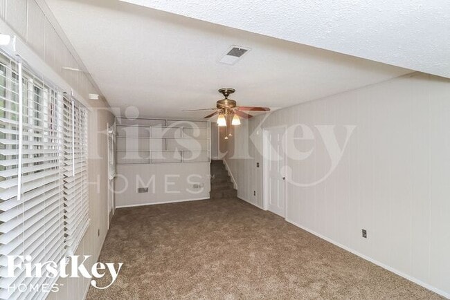 Photo - 1570 Sprayberry Dr