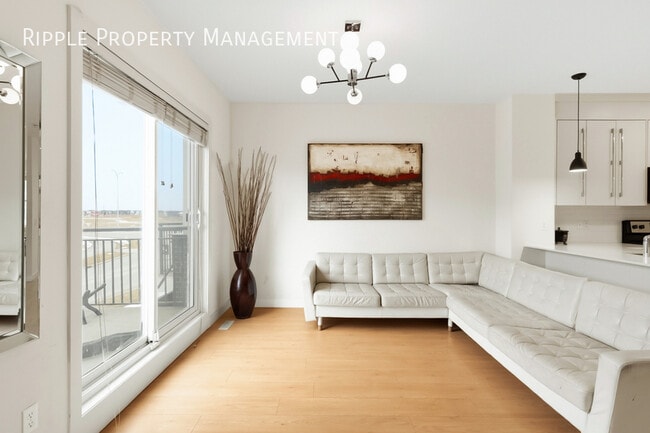 Photo - STUNNING 4 BEDS, 2.5 BATHS FURNISHED TOWNHOUSE | MODERN COMFORT IN CORNERSTONE