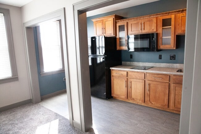 Photo - 1111 E Iron Ave