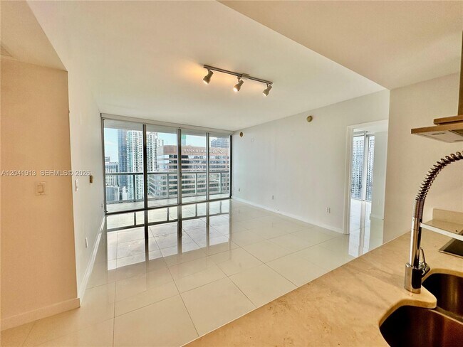 Photo - 495 Brickell Ave Unit 4011