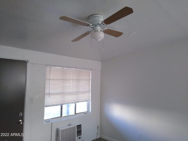 Photo - 1629 E Pinchot Ave