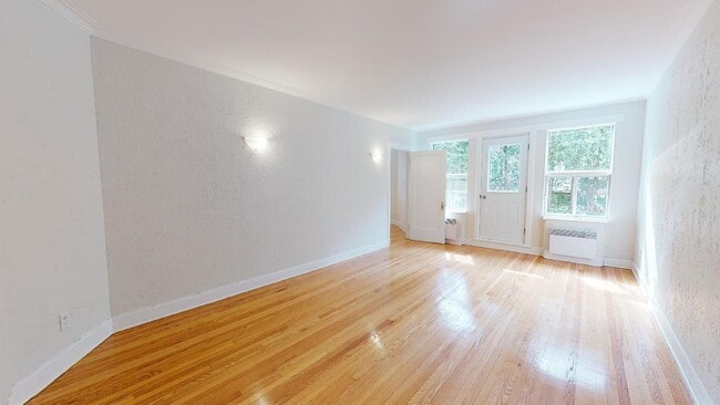 Photo - 5051 Clanranald